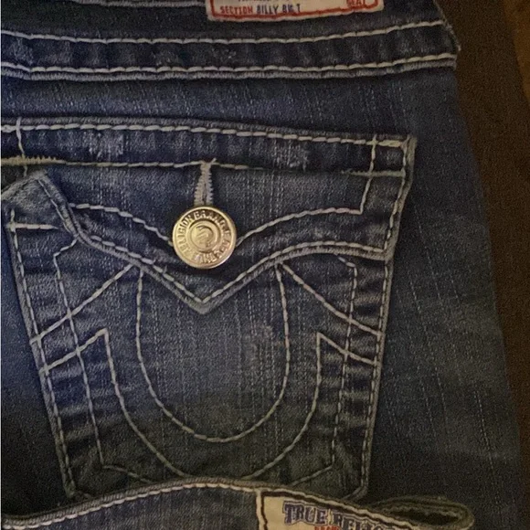 True Religions - Picture 4 of 4